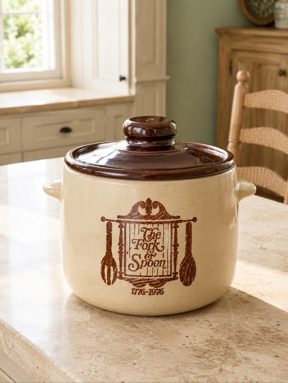 Vintage West Bend 2 Qt Colonial Crock Bean Pot 1776-1976 Stoneware w Lid